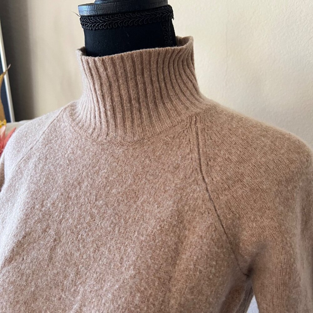 Ann Taylor Tan Beige Wool & Cashmere Turtleneck Minimalist Chic Sweater Petite L - Picture 2 of 11